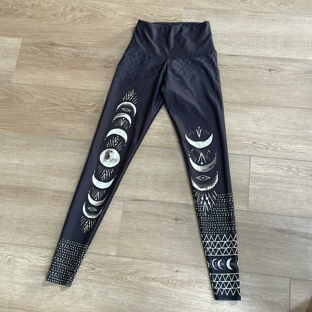 Lunar Leggings